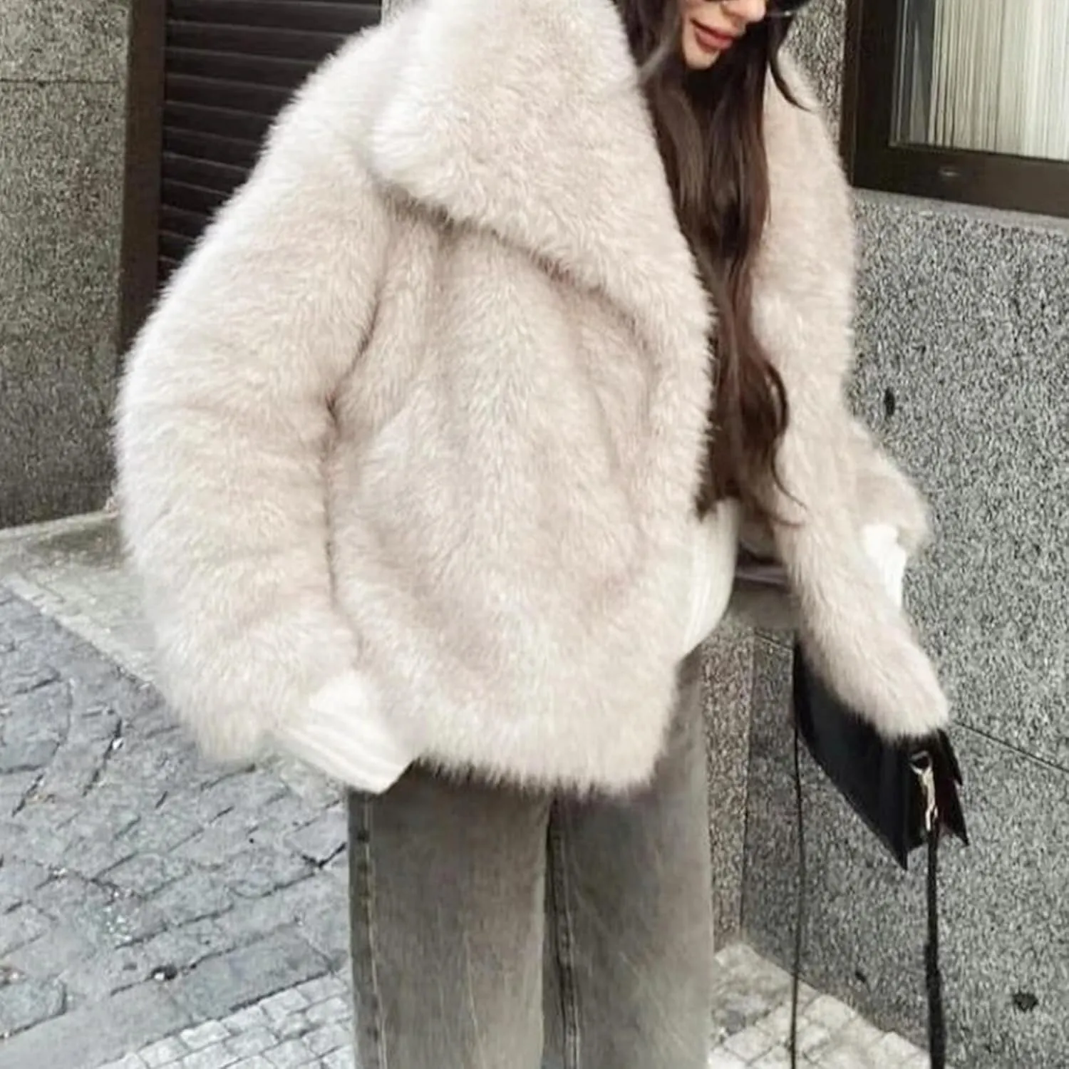 Ainangua Womens Faux Fur Coat Shaggy Oversized Lapel Button Fuzzy Ladies Jackets Warm Winter Outfits