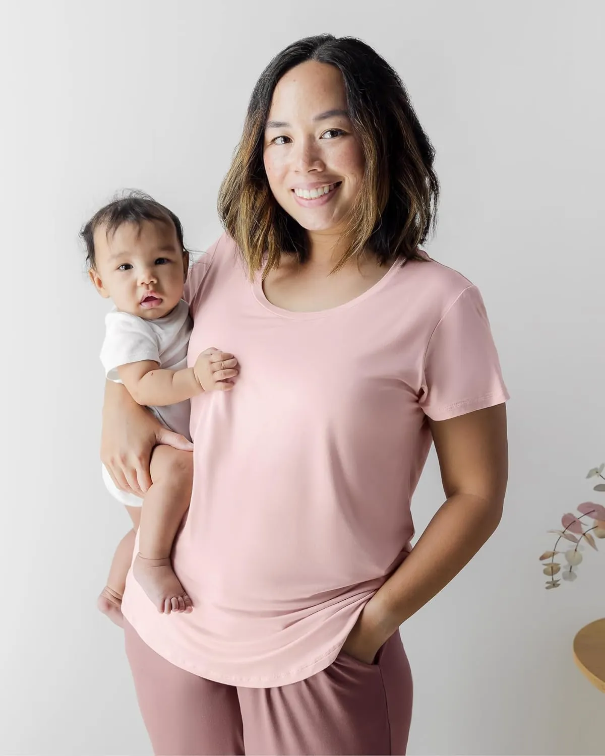 Kindred Bravely Everyday Maternity & Nursing T-Shirt | Maternity & Nursing Tops for Breastfeeding