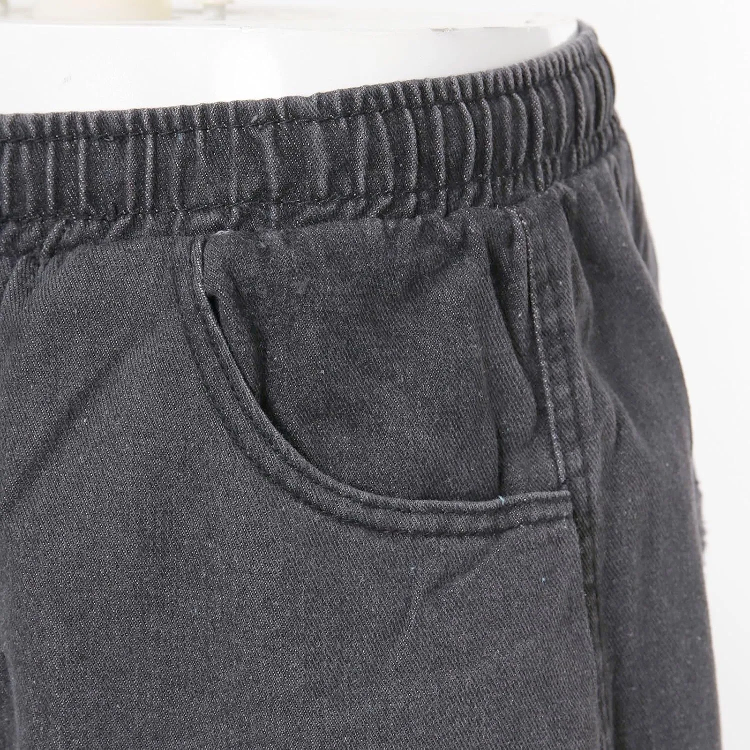 Men Y2K Grunge Baggy Jean Shorts Casual Hip Hop Long Loose Fit Denim Shorts Streetwear with Pockets