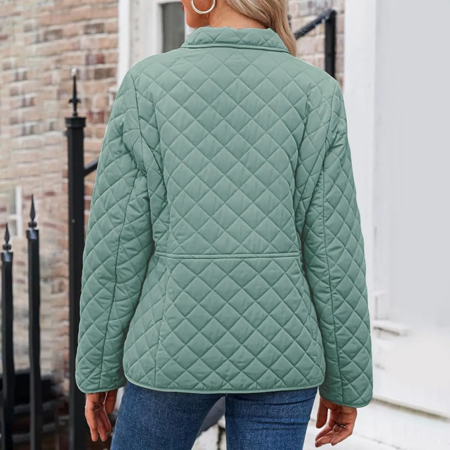 Women's Puffer Jacket Long Sleeve Button Down Lapel Quilted Coats Casual Lightweight Outwear Jacket With Pockets