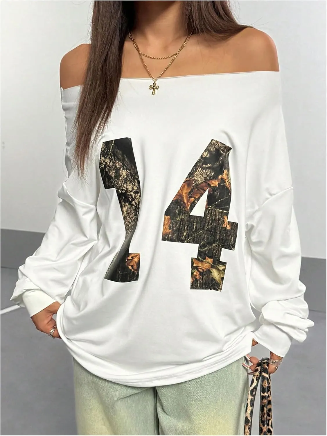 Women's Y2K Jersey Sweatshirt Number Print Off Shoulder Sweatshirt Long Sleeve Asymmetrical Shoulder Loose T Shirt